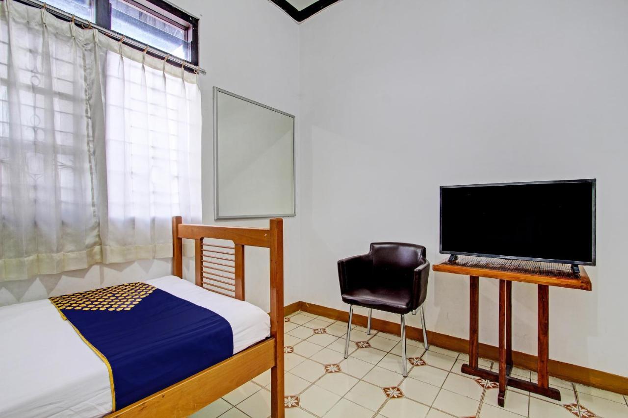 Spot On 92623 Mw 46 Guesthouse Pakualaman Zewnętrze zdjęcie